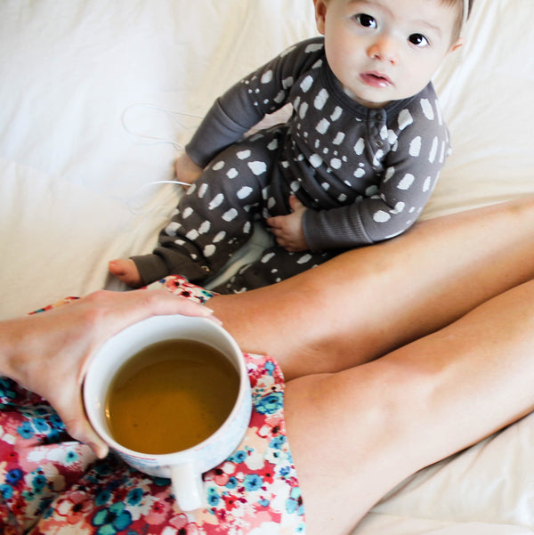 Szabad-e a babáknak gyógynövényes teákat adni?