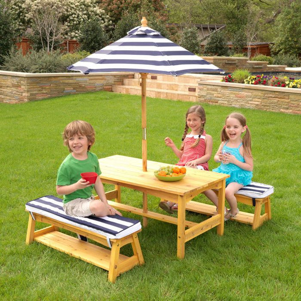 Kidkraft Gyerek kerti pad asztallal napernyővel és párnával tengerészkék